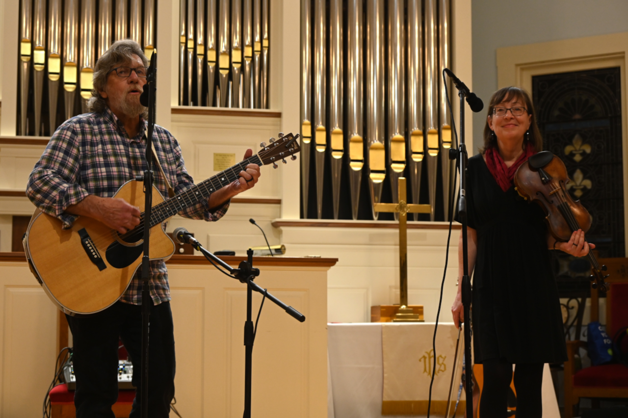 Billy Hardy & Beth Sweeney - Celtic fiddle and multi-instrumental duo
